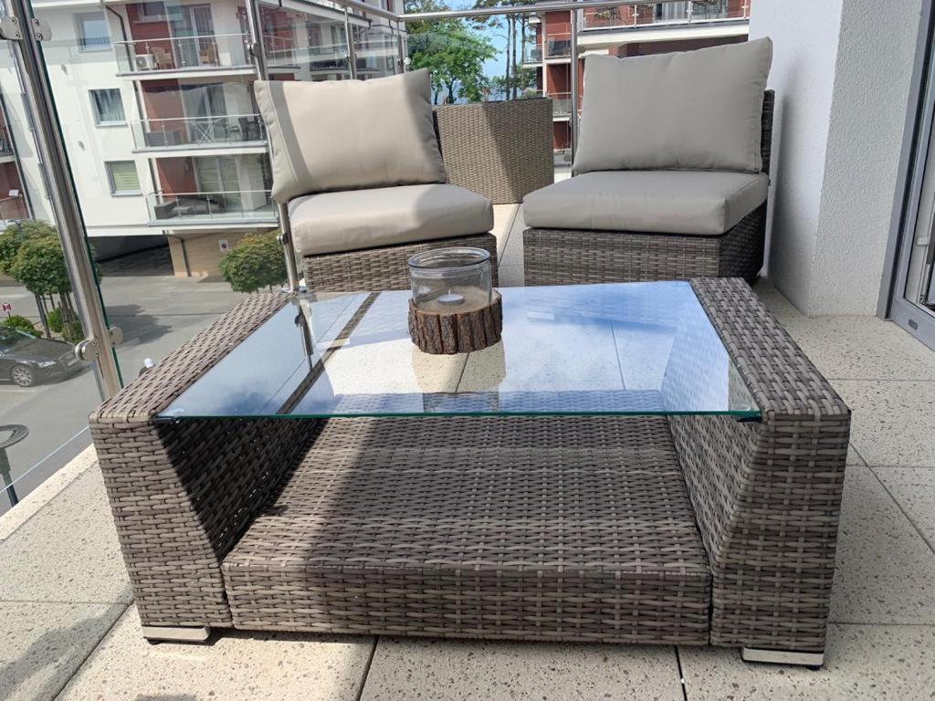 Apartament Nadmorski Z Basenem Klifowa Rewal Exterior foto